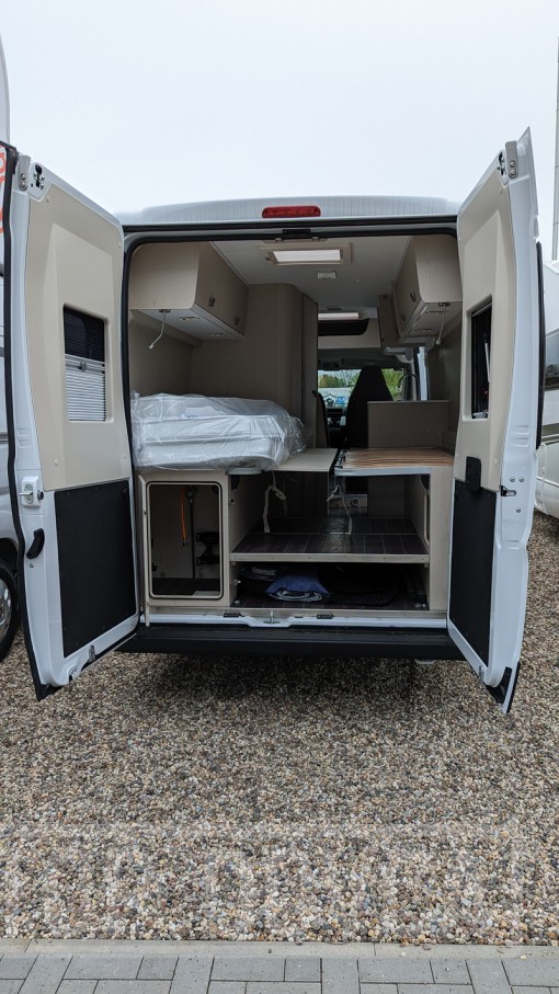 Obytná dodávka Fiat Ducato XGO X Van 104 - model 2024 - interiér vozu